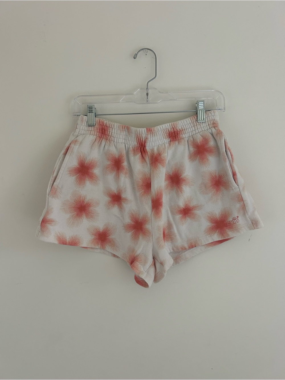 Levi's White Shorts with Coral Starburst Print